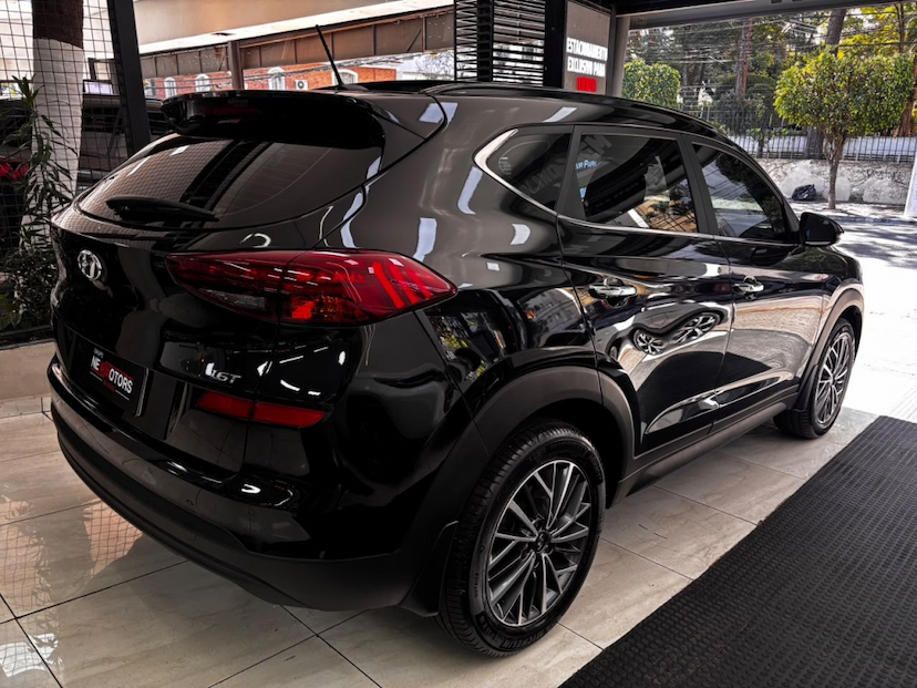 Foto do veículo HYUNDAI TUCSON 1.6 16V T-GDI GASOLINA LIMITED ECOSHIFT 2024 19.866 KM 153.777,00