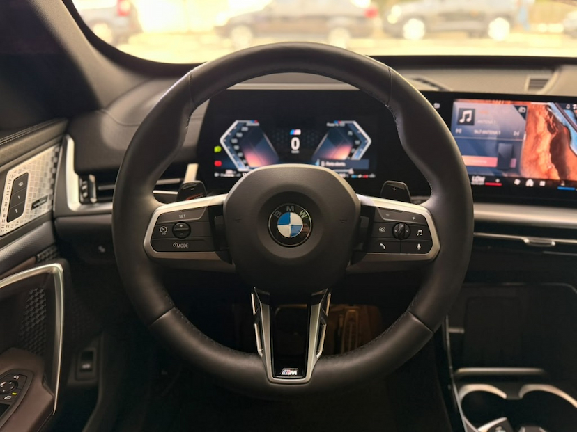 Foto do veículo BMW X2 2.0 TURBO GASOLINA XDRIVE20I M SPORT STEPTRONIC 2025 9.906 KM 465.777,00