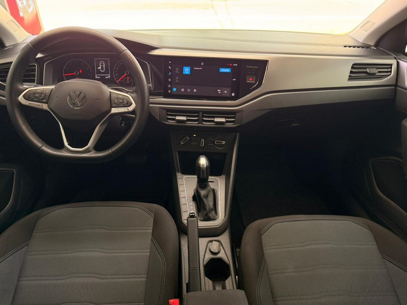 Foto do veículo VOLKSWAGEN NIVUS 1.0 200 TSI TOTAL FLEX COMFORTLINE AUTOMÁTICO 2021 67.240 KM 94.777,00