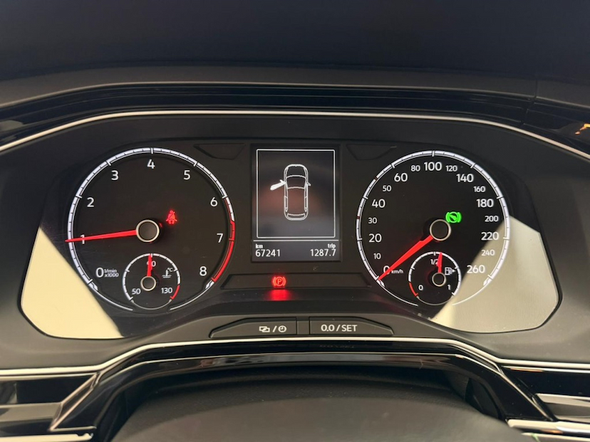 Foto do veículo VOLKSWAGEN NIVUS 1.0 200 TSI TOTAL FLEX COMFORTLINE AUTOMÁTICO 2021 67.240 KM 94.777,00