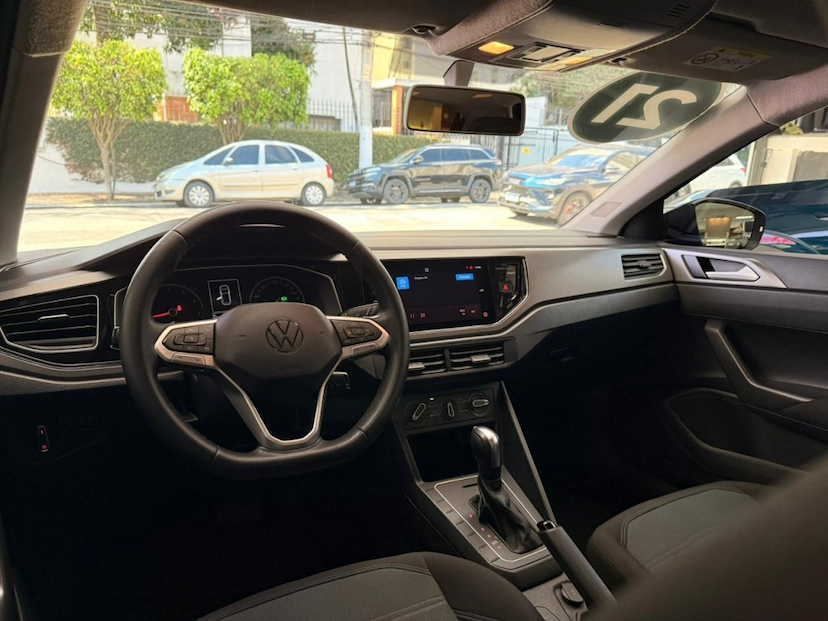 Foto do veículo VOLKSWAGEN NIVUS 1.0 200 TSI TOTAL FLEX COMFORTLINE AUTOMÁTICO 2021 67.240 KM 94.777,00