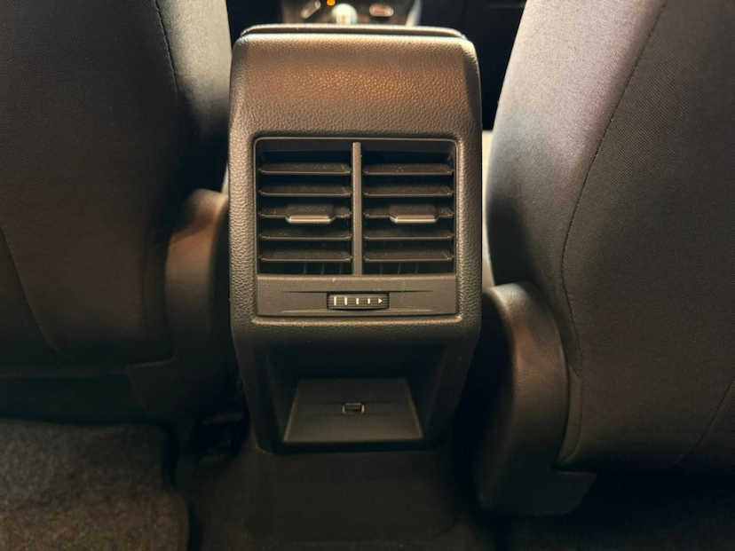 Foto do veículo VOLKSWAGEN NIVUS 1.0 200 TSI TOTAL FLEX COMFORTLINE AUTOMÁTICO 2021 67.240 KM 94.777,00