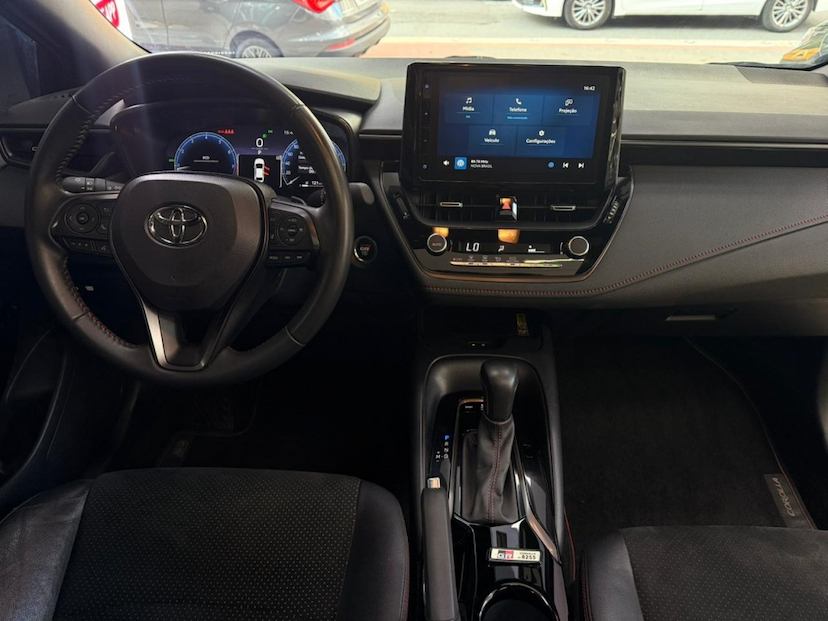 Foto do veículo TOYOTA COROLLA 2.0 VVT-IE FLEX GR-S DIRECT SHIFT 2024 17.795 KM 163.777,00