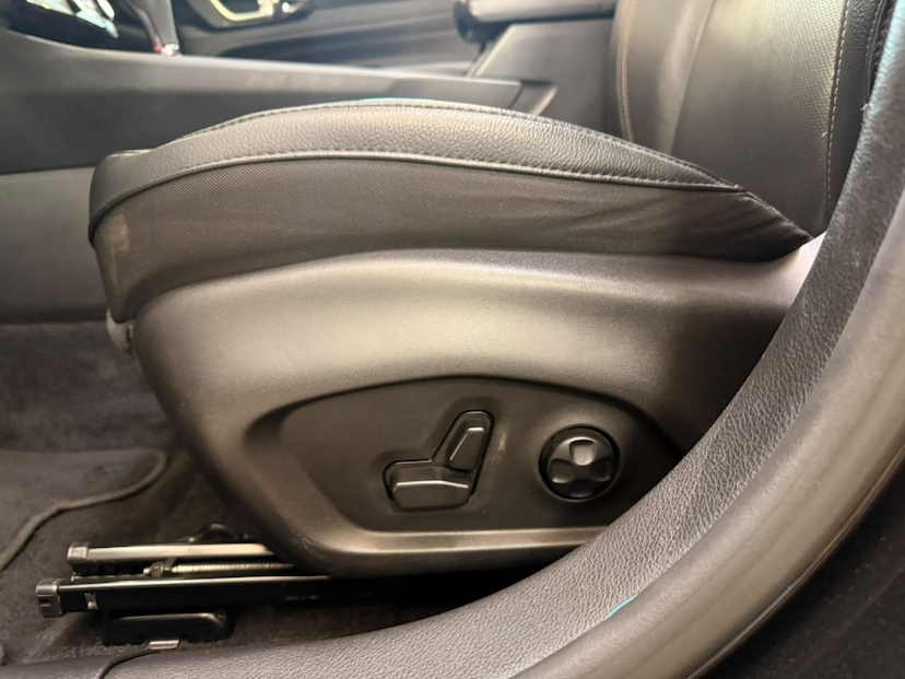 Foto do veículo JEEP COMPASS 1.3 T270 TURBO FLEX LIMITED AT6 2022 42.600 KM 127.777,00