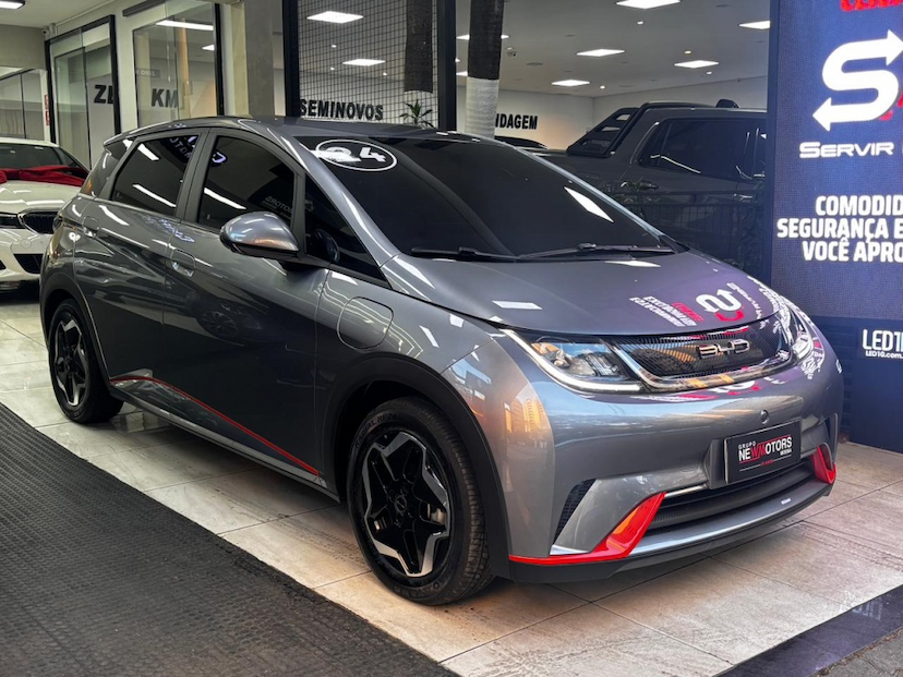 Foto do veículo BYD DOLPHIN 44,9 KW ELÉTRICO GS 2024 18.200 KM 127.777,00