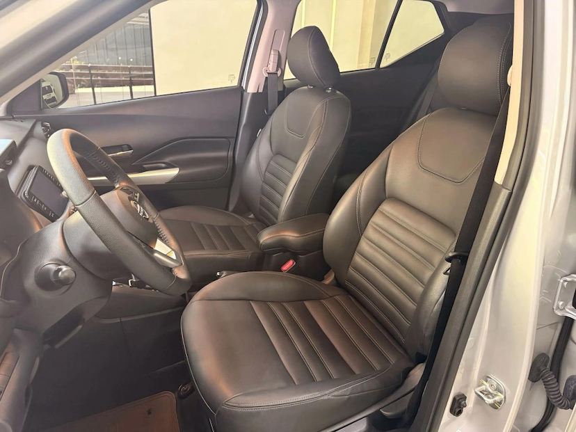 Foto do veículo NISSAN KICKS PLAY 1.6 16V FLEXSTART ADVANCE PLUS XTRONIC 2025 27.500 KM 121.777,00
