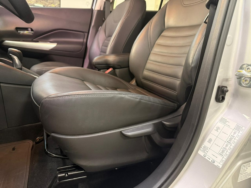 Foto do veículo NISSAN KICKS PLAY 1.6 16V FLEXSTART ADVANCE PLUS XTRONIC 2025 27.500 KM 121.777,00