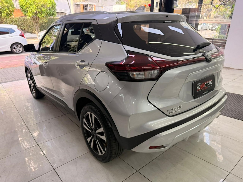 Foto do veículo NISSAN KICKS PLAY 1.6 16V FLEXSTART ADVANCE PLUS XTRONIC 2025 27.500 KM 121.777,00