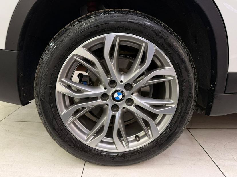 Foto do veículo BMW X1 2.0 16V TURBO ACTIVEFLEX SDRIVE20I 4P AUTOMÁTICO 2021 51.817 KM 153.777,00