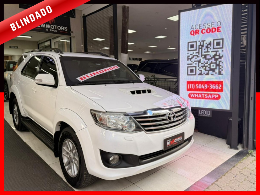Foto do veículo TOYOTA HILUX SW4 3.0 SRV 4X4 7 LUGARES 16V TURBO INTERCOOLER DIESEL 4P AUTOMÁTICO 2012 175.623 KM 129.777,00