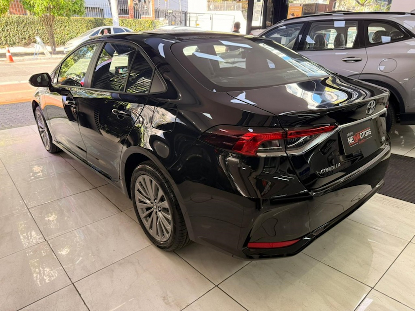 Foto do veículo TOYOTA COROLLA 2.0 VVT-IE FLEX XEI DIRECT SHIFT 2026 5.048 KM 164.777,00