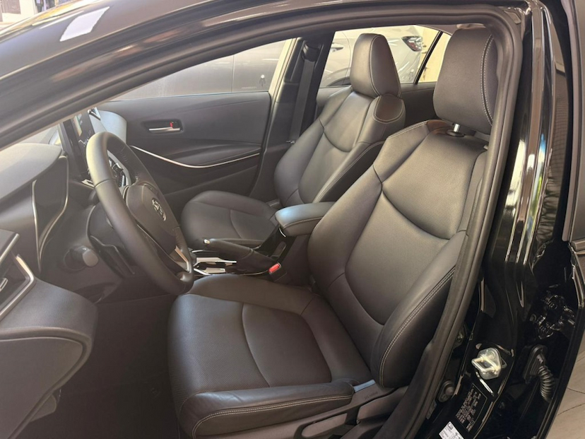 Foto do veículo TOYOTA COROLLA 2.0 VVT-IE FLEX XEI DIRECT SHIFT 2026 5.048 KM 164.777,00