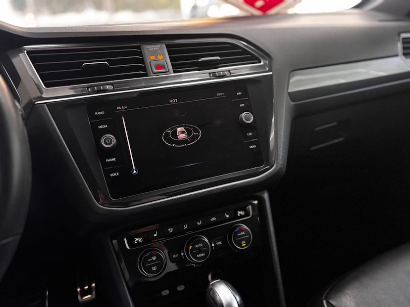 Foto do veículo VOLKSWAGEN TIGUAN 2.0 350 TSI GASOLINA ALLSPACE R-LINE 4MOTION DSG 2021 66.125 KM 168.777,00