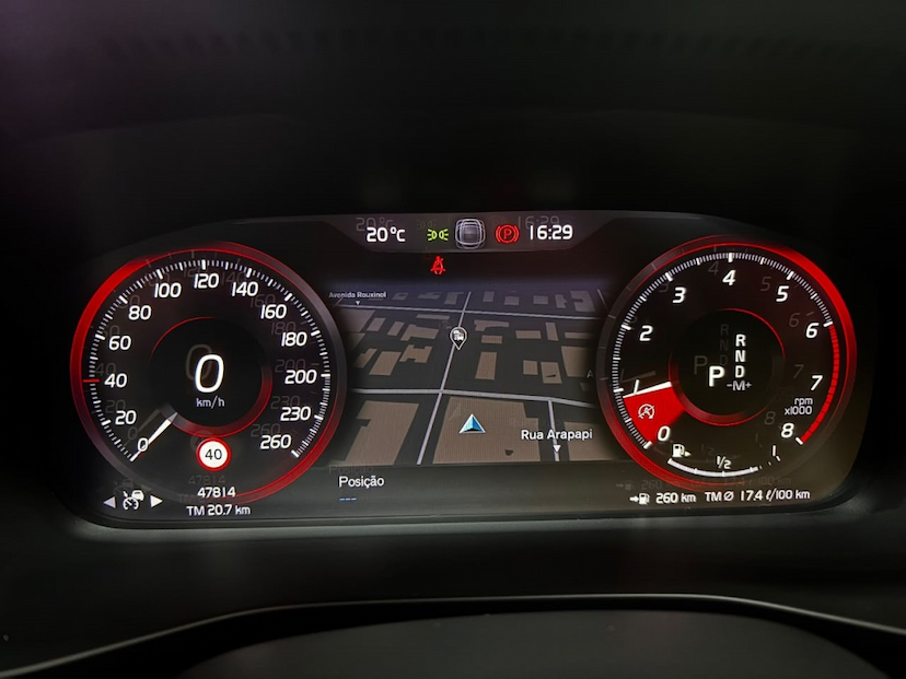 Foto do veículo VOLVO XC40 2.0 T5 GASOLINA R-DESIGN AWD GEARTRONIC 2020 47.812 KM 159.777,00