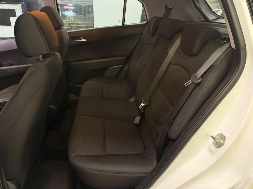 Foto do veículo HYUNDAI CRETA 1.6 16V FLEX ACTION AUTOMÁTICO 2021 74.033 KM 99.777,00