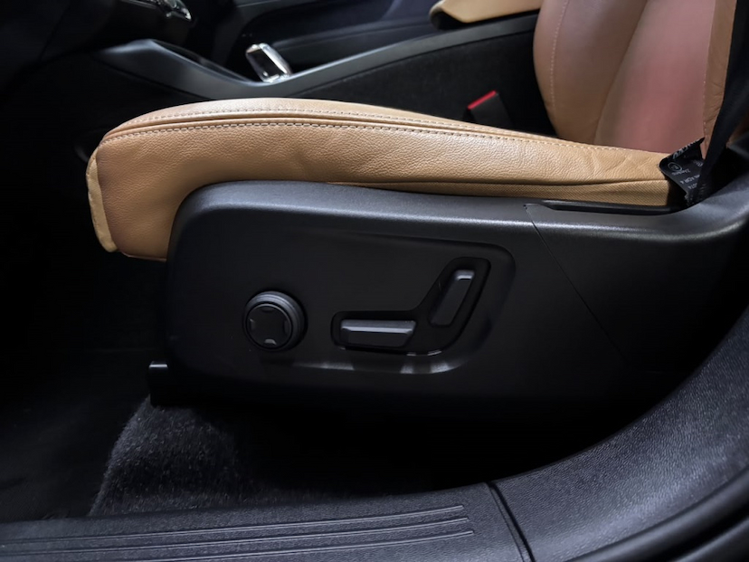 Foto do veículo VOLVO XC40 1.5 T5 RECHARGE INSCRIPTION GEARTRONIC 2022 51.950 KM 176.777,00