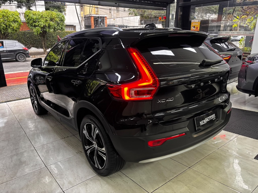 Foto do veículo VOLVO XC40 1.5 T5 RECHARGE INSCRIPTION GEARTRONIC 2022 51.950 KM 176.777,00