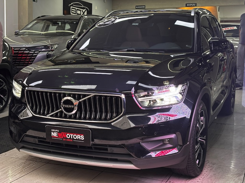 Foto do veículo VOLVO XC40 1.5 T5 RECHARGE INSCRIPTION GEARTRONIC 2022 51.950 KM 176.777,00