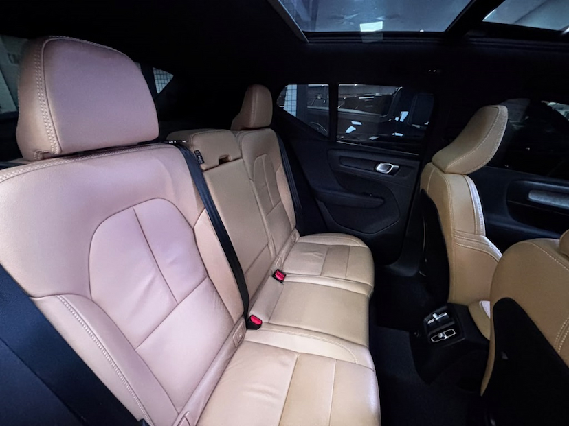 Foto do veículo VOLVO XC40 1.5 T5 RECHARGE INSCRIPTION GEARTRONIC 2022 51.950 KM 176.777,00