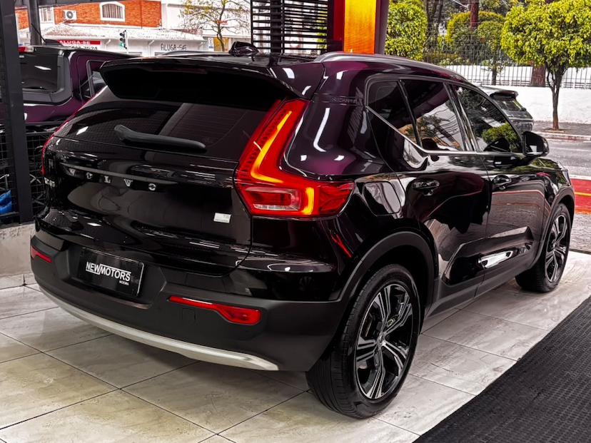 Foto do veículo VOLVO XC40 1.5 T5 RECHARGE INSCRIPTION GEARTRONIC 2022 51.950 KM 176.777,00