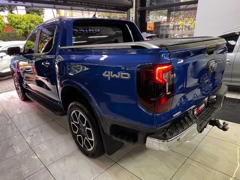 Foto do veículo FORD RANGER 3.0 V6 TURBO DIESEL CD LIMITED PLUS 4X4 AUTOMATICO 2025 38.785 KM 268.777,00