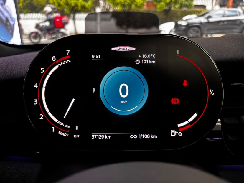 Foto do veículo MINI COOPER 2.0 16V TWINPOWER GASOLINA JOHN COOPER WORKS 2P STEPTRONIC 2024 37.129 KM 229.777,00