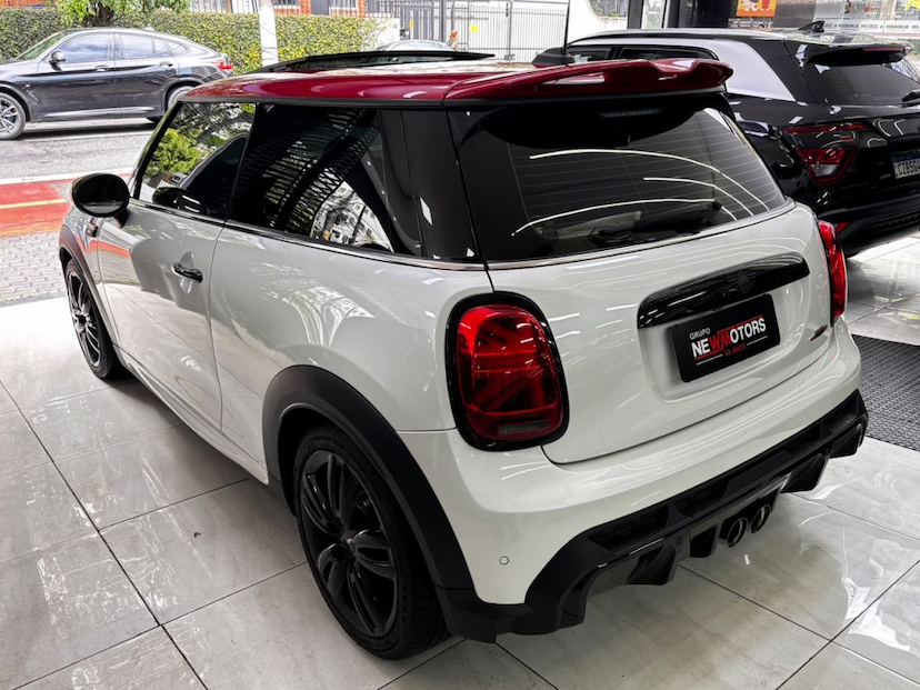 Foto do veículo MINI COOPER 2.0 16V TWINPOWER GASOLINA JOHN COOPER WORKS 2P STEPTRONIC 2024 37.129 KM 229.777,00