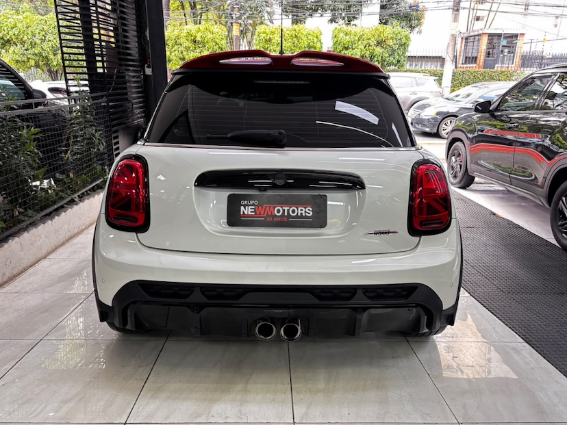 Foto do veículo MINI COOPER 2.0 16V TWINPOWER GASOLINA JOHN COOPER WORKS 2P STEPTRONIC 2024 37.129 KM 229.777,00