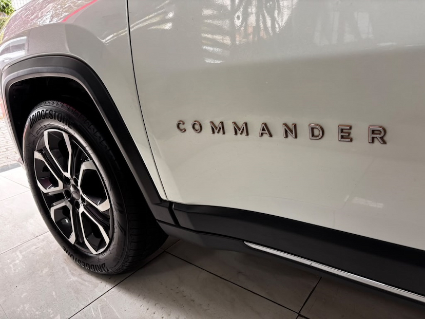 Foto do veículo JEEP COMMANDER 1.3 T270 TURBO FLEX LIMITED AT6 2022 32.463 KM 145.777,00