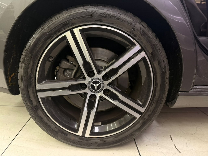 Foto do veículo MERCEDES-BENZ CLA 250 2.0 CGI GASOLINA 7G-DCT 2022 46.000 KM 215.777,00