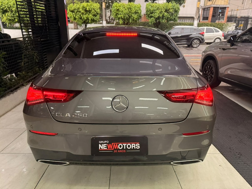 Foto do veículo MERCEDES-BENZ CLA 250 2.0 CGI GASOLINA 7G-DCT 2022 46.000 KM 215.777,00