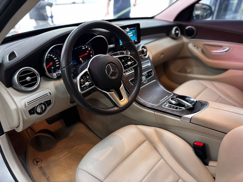 Foto do veículo MERCEDES-BENZ C 180 1.6 CGI FLEX EXCLUSIVE 9G-TRONIC 2018 48.812 KM 139.777,00
