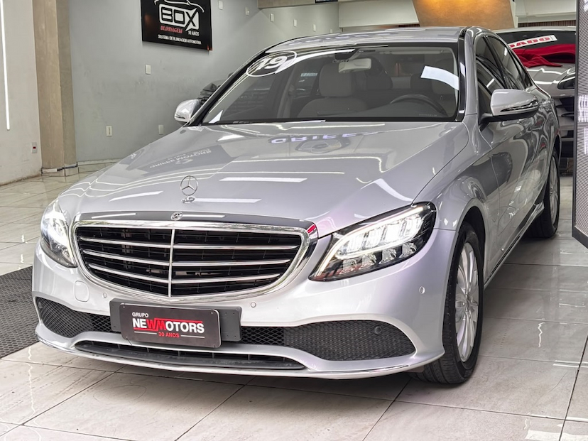 Foto do veículo MERCEDES-BENZ C 180 1.6 CGI FLEX EXCLUSIVE 9G-TRONIC 2018 48.812 KM 139.777,00