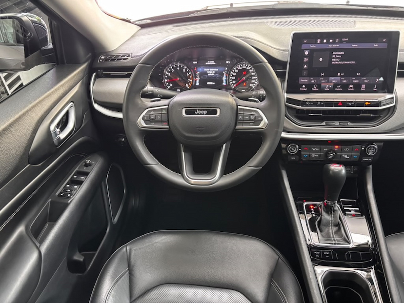Foto do veículo JEEP COMPASS 1.3 T270 TURBO FLEX LONGITUDE AT6 2023 45.347 KM 114.777,00