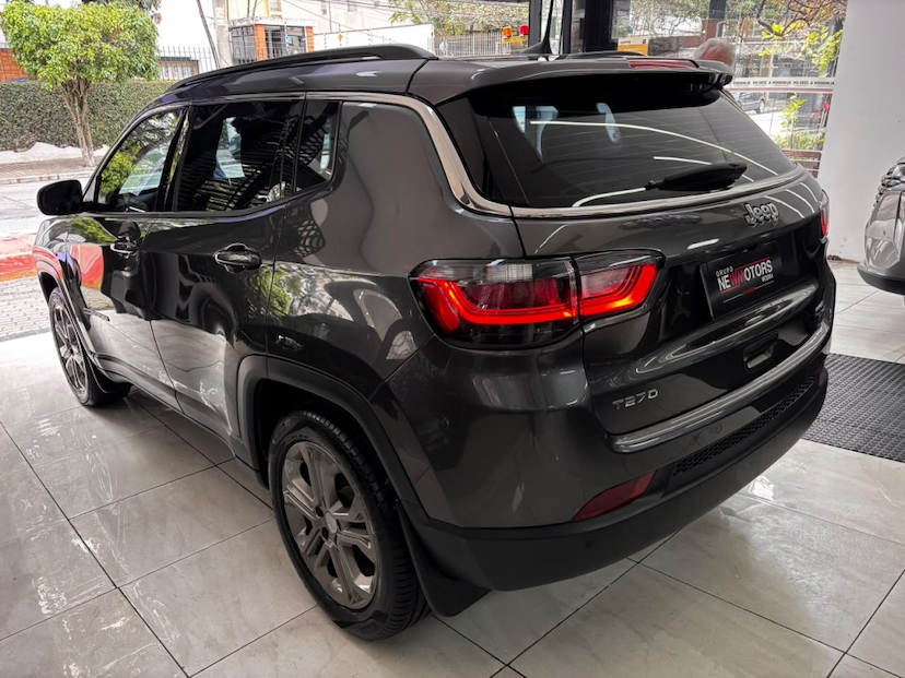 Foto do veículo JEEP COMPASS 1.3 T270 TURBO FLEX LONGITUDE AT6 2023 45.347 KM 114.777,00