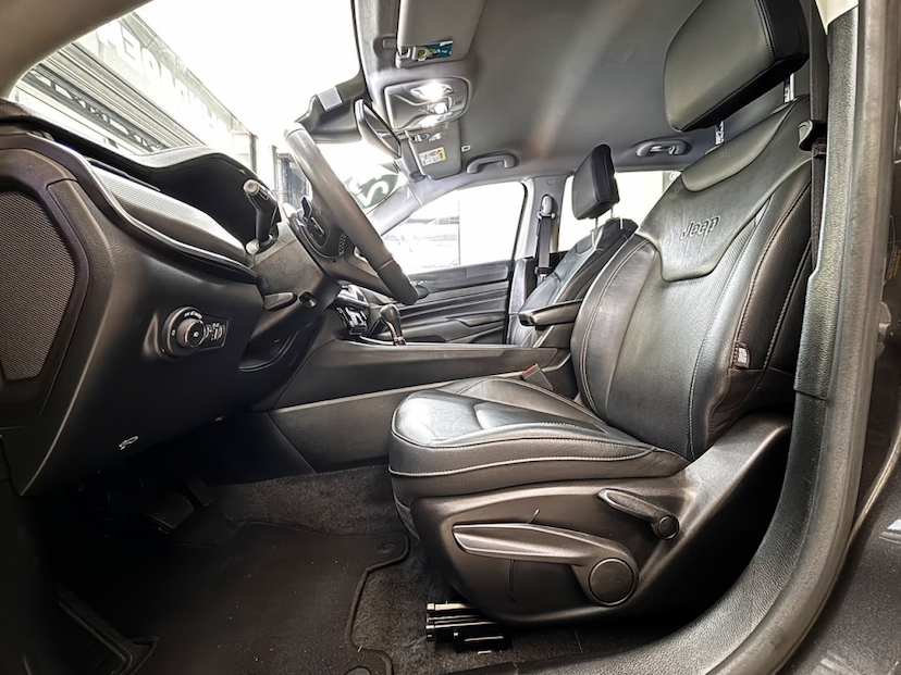 Foto do veículo JEEP COMPASS 1.3 T270 TURBO FLEX LONGITUDE AT6 2023 45.347 KM 114.777,00
