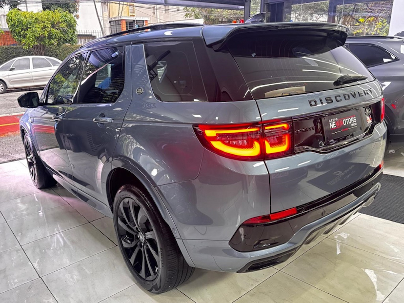 Foto do veículo LAND ROVER DISCOVERY SPORT 2.0 P250 TURBO FLEX SE AUTOMÁTICO 2023 32.339 KM 233.777,00