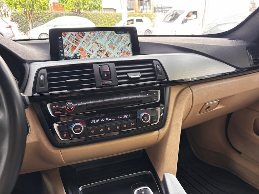 Foto do veículo BMW 430I 2.0 16V GASOLINA GRAN COUPÉ M SPORT AUTOMÁTICO 2017 46.890 KM 171.777,00
