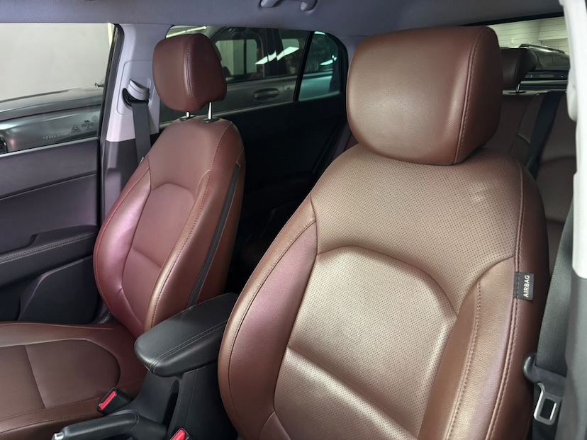 Foto do veículo HYUNDAI CRETA 2.0 16V FLEX PRESTIGE AUTOMÁTICO 2019 78.856 KM 96.777,00