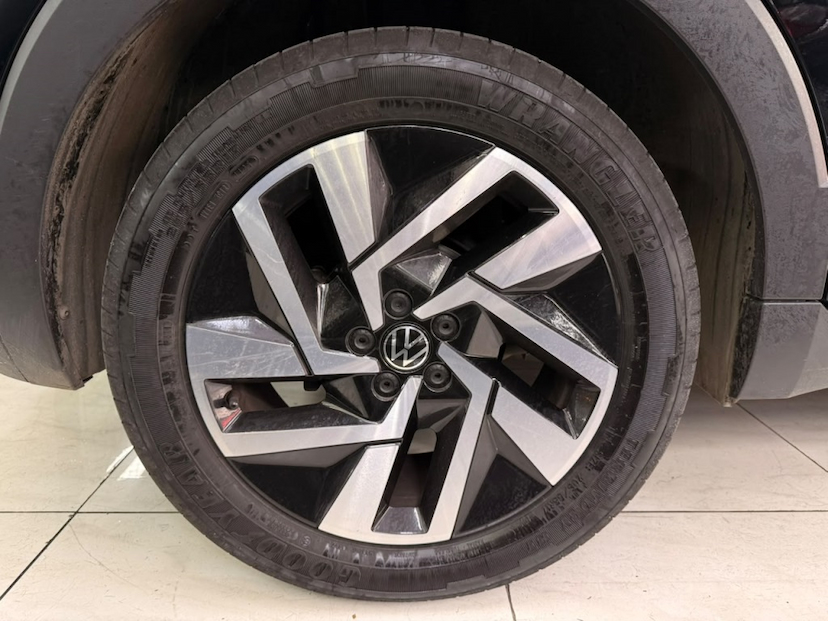 Foto do veículo VOLKSWAGEN T-CROSS 1.4 250 TSI TOTAL FLEX HIGHLINE AUTOMÁTICO 2026 46.410 KM 154.777,00