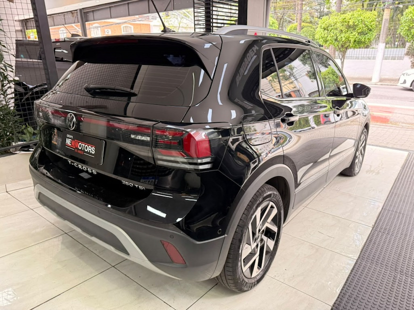 Foto do veículo VOLKSWAGEN T-CROSS 1.4 250 TSI TOTAL FLEX HIGHLINE AUTOMÁTICO 2026 46.410 KM 154.777,00