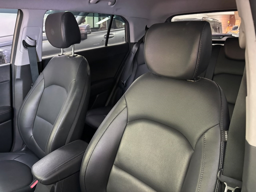 Foto do veículo HYUNDAI CRETA 2.0 16V FLEX PRESTIGE AUTOMÁTICO 2019 70.290 KM 92.777,00