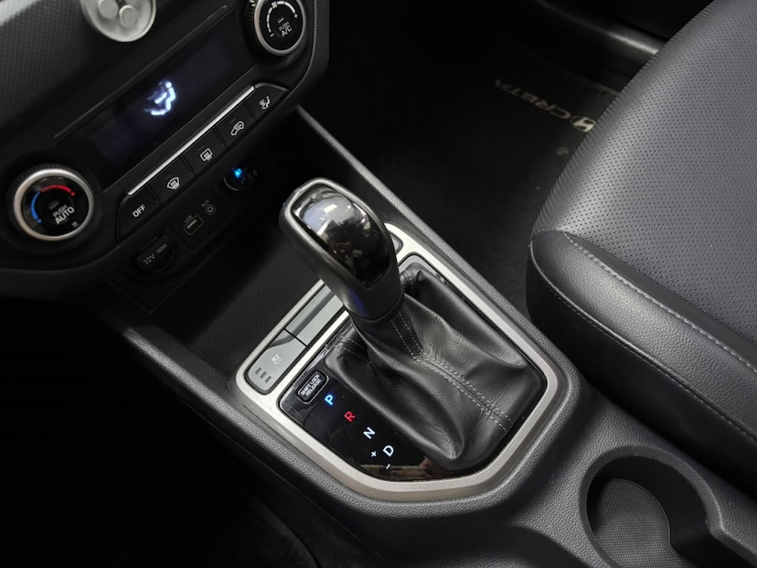 Foto do veículo HYUNDAI CRETA 2.0 16V FLEX PRESTIGE AUTOMÁTICO 2019 70.290 KM 92.777,00