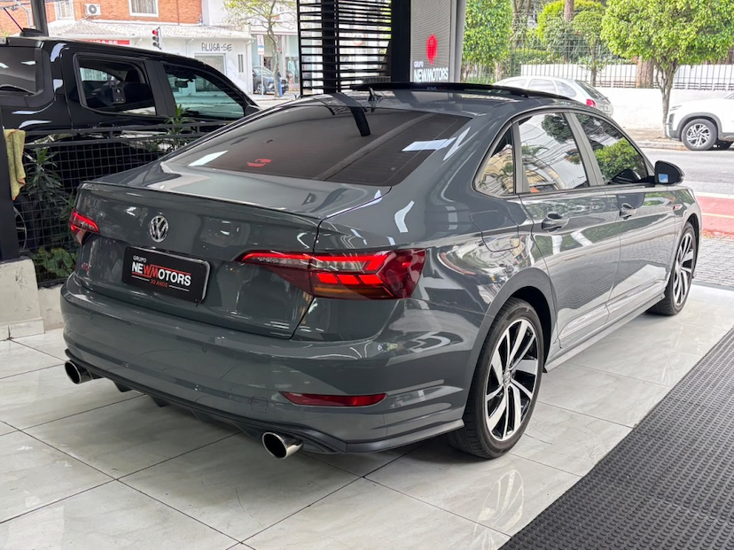 Foto do veículo VOLKSWAGEN JETTA 2.0 350 TSI GASOLINA GLI DSG 2019 58.901 KM 153.777,00