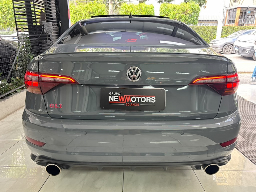 Foto do veículo VOLKSWAGEN JETTA 2.0 350 TSI GASOLINA GLI DSG 2019 58.901 KM 153.777,00