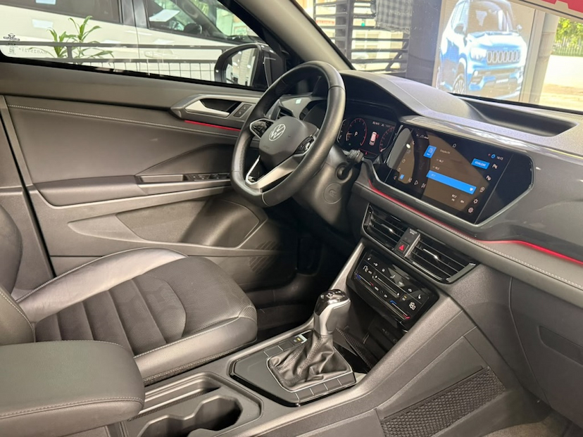 Foto do veículo VOLKSWAGEN TAOS 1.4 250 TSI TOTAL FLEX HIGHLINE AUTOMÁTICO 2024 15.000 KM 209.777,00