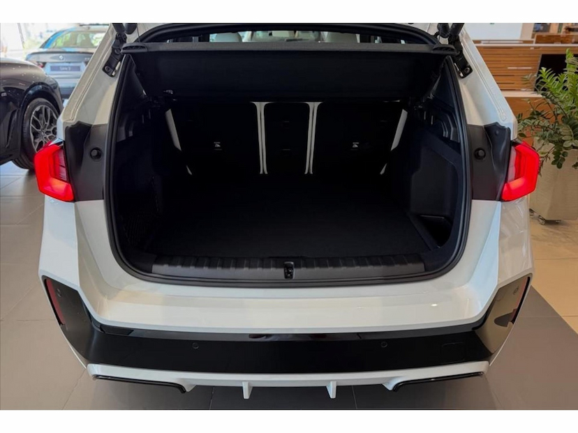 Foto do veículo BMW X1 2.0 16V TURBO GASOLINA SDRIVE20I M SPORT STEPTRONIC 2027 0 KM 468.277,00