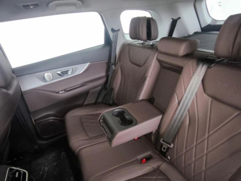 Foto do veículo CAOA CHERY TIGGO 8 PRO 1.5 TCI PLUG-IN HYBRID DHT 2027 0 KM 346.767,00