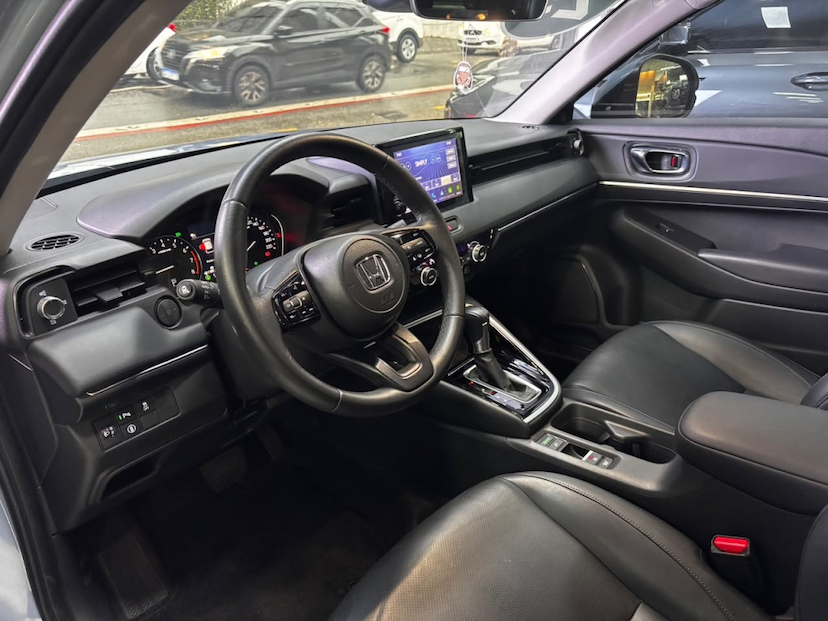 Foto do veículo HONDA HR-V 1.5 DI I-VTEC FLEX EXL CVT 2025 27.500 KM 138.777,00