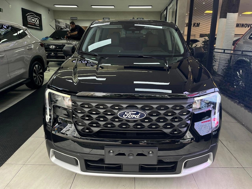Foto do veículo FORD MAVERICK 2.5 HYBRID LARIAT E-CVT 2026 0 KM 327.577,00